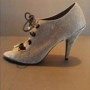Fiona Night Heels size 9 1/2